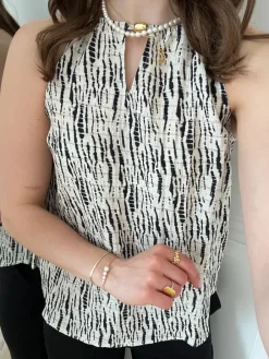 Co'Couture Carola Plunge Top Off White/Black
