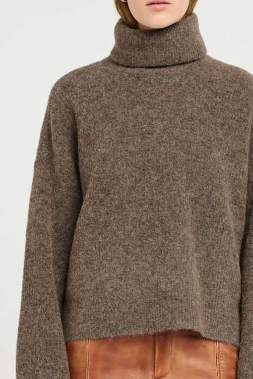Gestuz Alpha Rollneck Strik Dark Sand Melange NO25