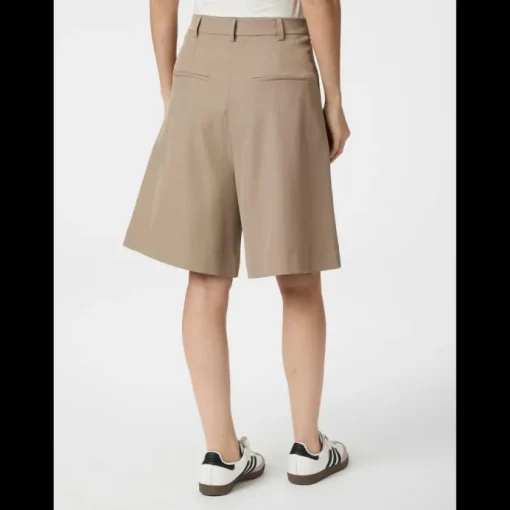 Neo Noir Nika Structure Bermuda Shorts Dark Taupe