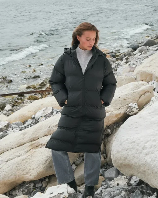 Neo Noir Viviana C Puffer Jakke Black
