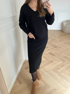 Object Reynard V-Neck Strik Black NOS25