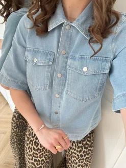 Only Belle SS Denim Skjorte Light Blue Denim NOS25