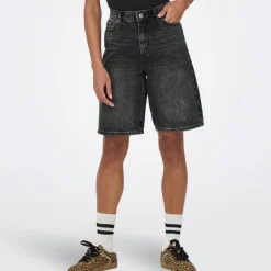 Only Sonny HW Wide Denim Shorts Washed Black NOS25